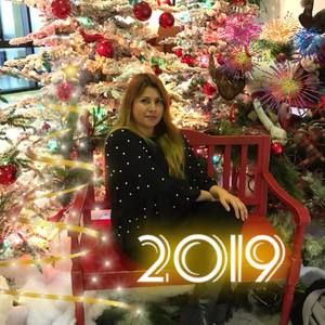 Meet your Posher, Lizzi